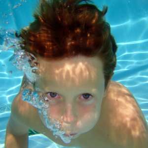 chlorine in swimming pools